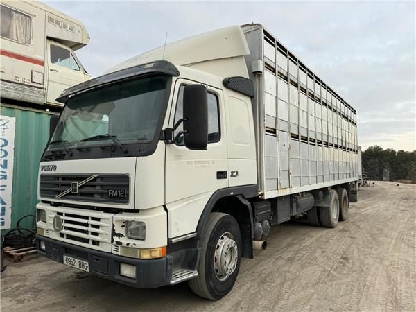 Volvo FM 12 (1998->2002)FG     6X2 [12,1 Ltr. - 250 kW Diesel (D12D340)]  - 605