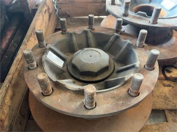 CUBO RUEDA EJE DELANTERO IZDO.