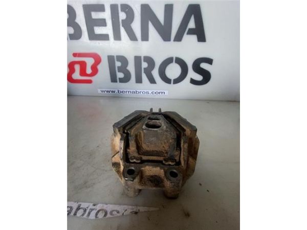 SOPORTE DEL. MOTOR