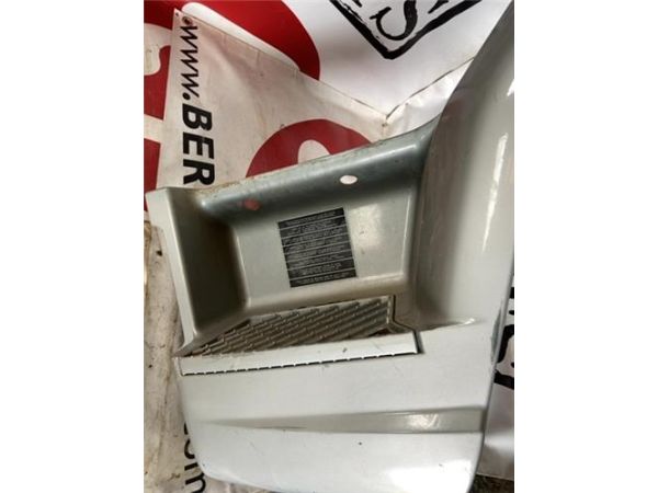 ESTRIBO PUERTA IZDA. 2