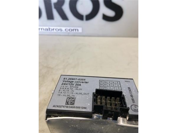 TRANSFORMADOR CORRIENTE 24V 2