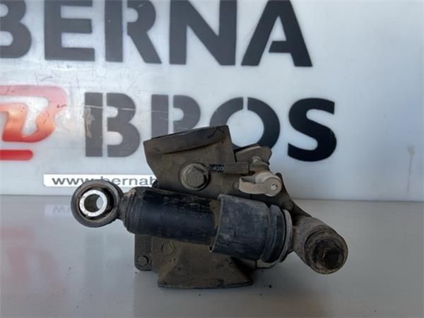 CIERRE CABINA TRA. IZDO. 2