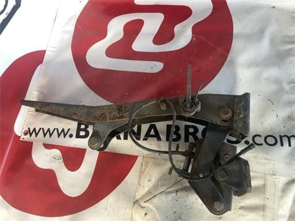 CIERRE CABINA TRA. IZDO.