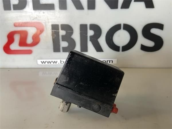 BOMBA ELEVACION MANUAL CABINA