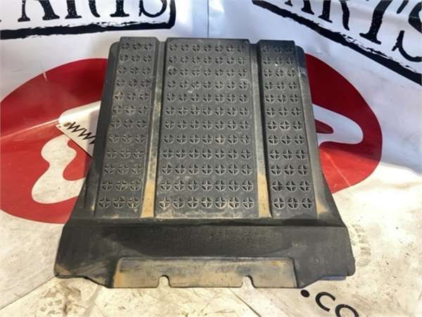 TAPA BATERIAS 2
