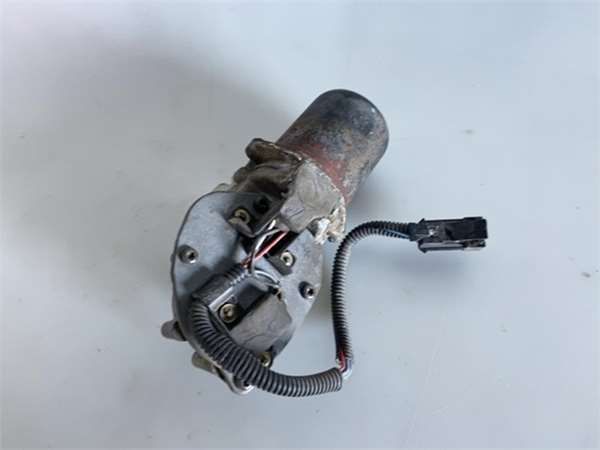 MOTOR LIMPIA PARABRISAS DEL.