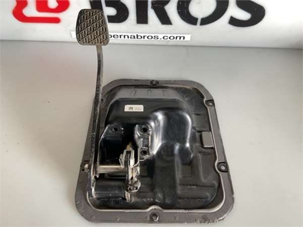 SOPORTE PEDAL DE FRENO 2
