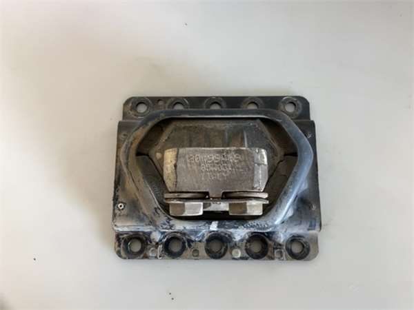 SOPORTE MOTOR 2