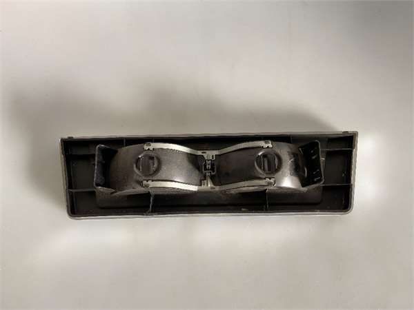 LUZ INTERIOR TECHO 2