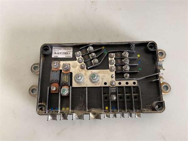 CAJA FUSIBLES/RELE