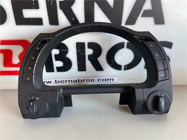 EMBELLECEDOR CUADRO INSTRUMENTOS