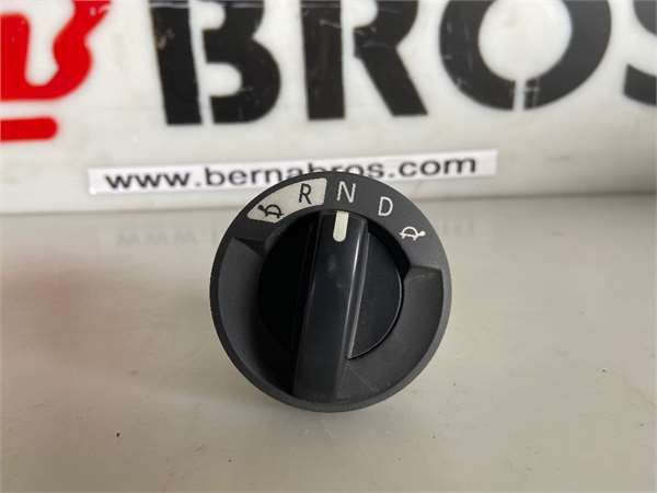 MANDO DCHO. SELECTOR VELOCIDADES