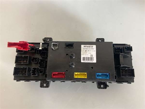CAJA FUSIBLES/RELE