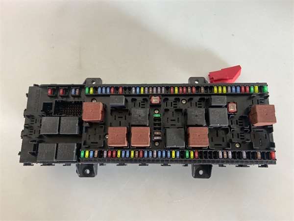 CAJA FUSIBLES/RELE 2