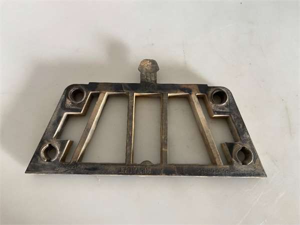PELDAÑO CHASIS IZDO.