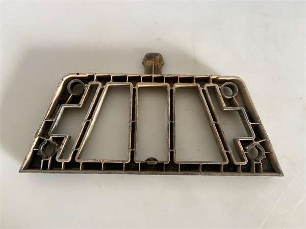 PELDAÑO CHASIS IZDO. 2