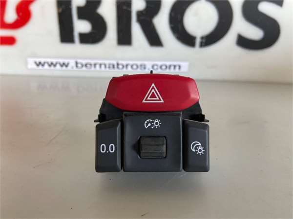 INTERRUPTOR LUCES EMERGENCIA