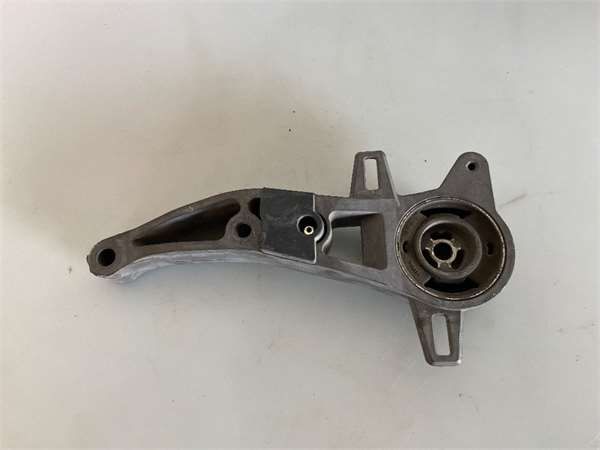 SOPORTE INTERCOOLER 2
