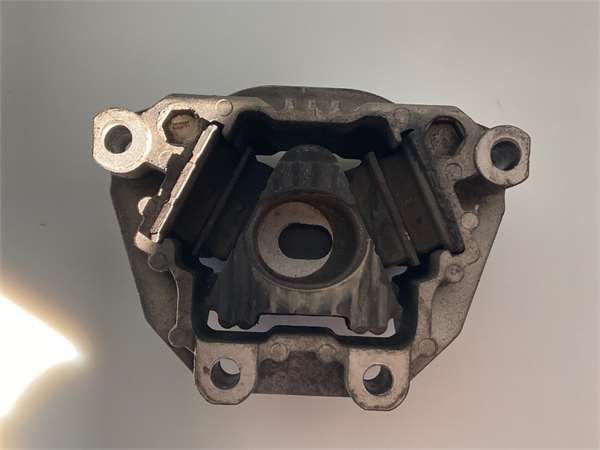 SOPORTE MOTOR 2