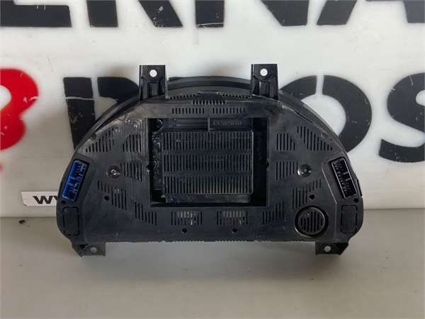 CUADRO INSTRUMENTOS Iveco Stralis (AS Hi-Way)(07.2012-2017) FG /FP 4x2 [10,3 Ltr. - 338 kW Diesel] - 4414 / 5801454398 2