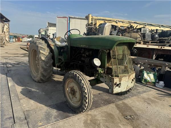 JOHN DEERE 515515  - 920