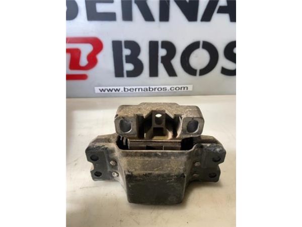 SOPORTE MOTOR 2