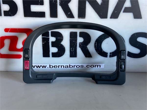EMBELLECEDOR CUADRO INSTRUMENTOS MAN TGM 18.XXX (2005-2021) 18.250  Fg [6,9 Ltr. - 184 kW Diesel] - 4571 / 81617016367