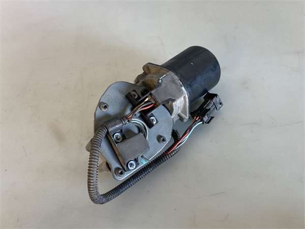 MOTOR LIMPIA PARABRISAS DEL. Renault Kerax (2006-) FKI 8x4 [10,8 Ltr. - 272 kW Diesel] - 4818 / 7422103408 2