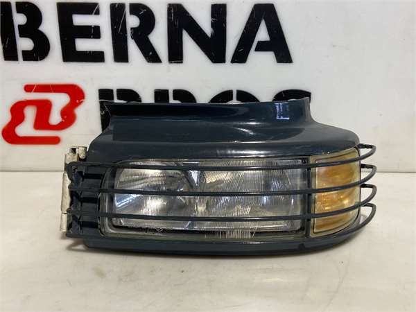 FARO DEL. IZDO. Renault Kerax (2006-) FKI 8x4 [10,8 Ltr. - 272 kW Diesel] - 4826 / 7421065314